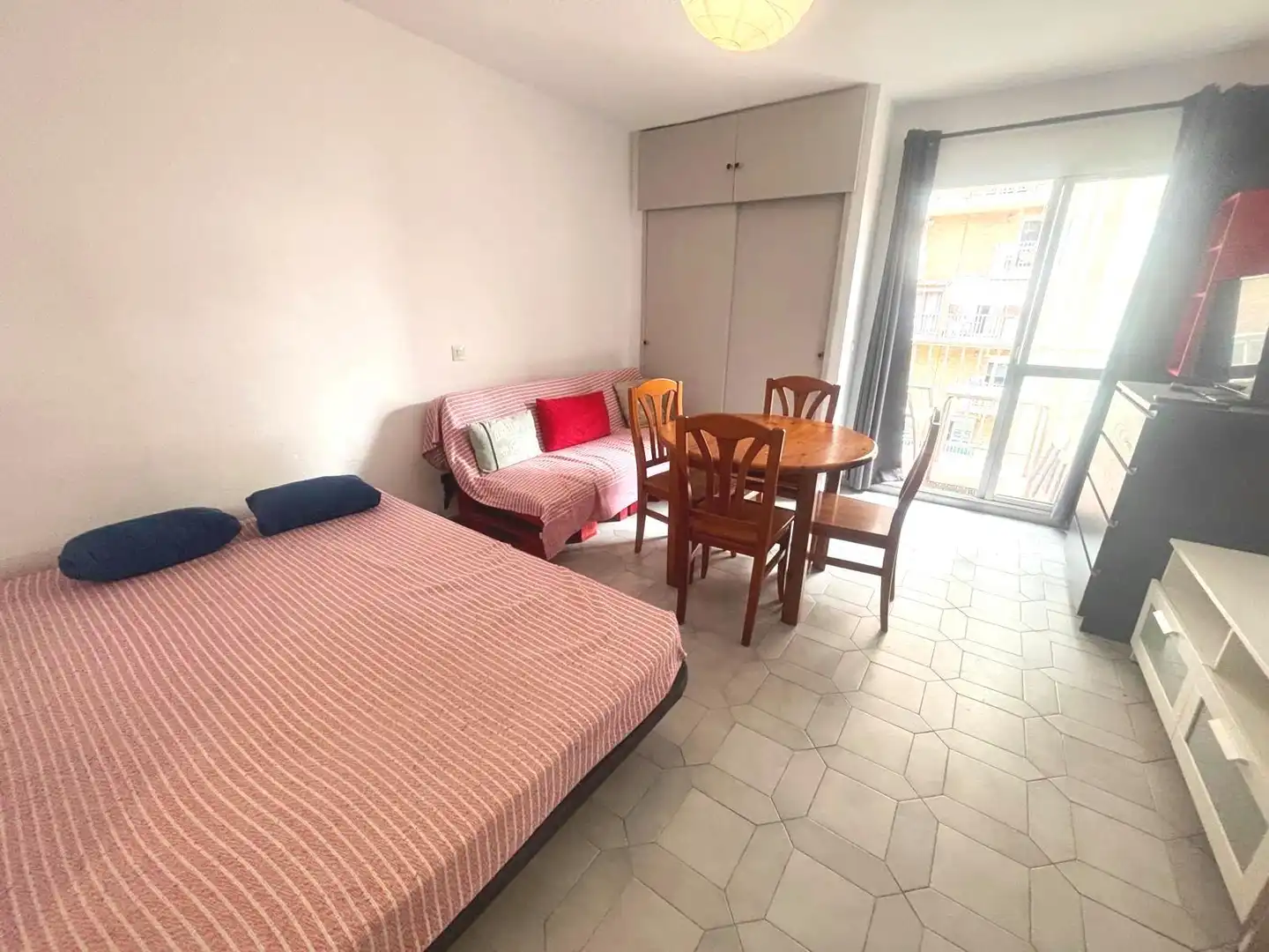 Vivienda con piscina en venta en Avenida Gamonal, imagen 11
