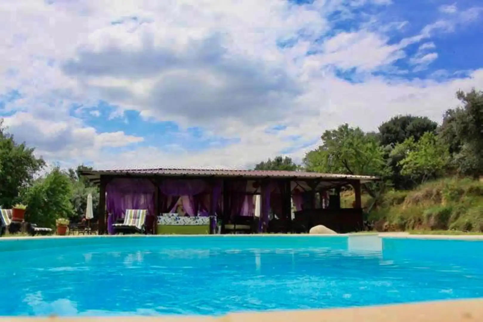 Piscina de Casa o chalet en venta en Colungo con Aire acondicionado, Calefacción y Terraza