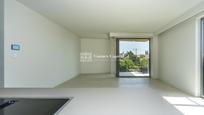 Exterior view of Flat for sale in  Barcelona Capital  with Air Conditioner, Heating and Private garden