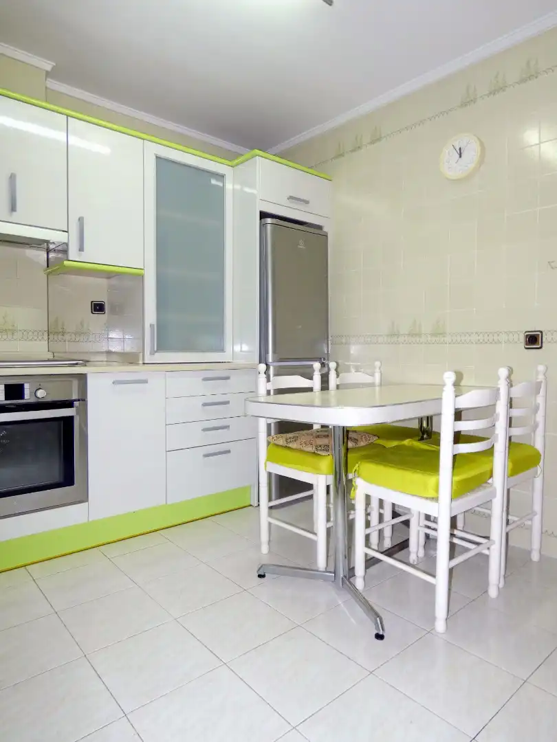 Flat for sale in Karmelo Kalea, Santutxu - Basarrate
