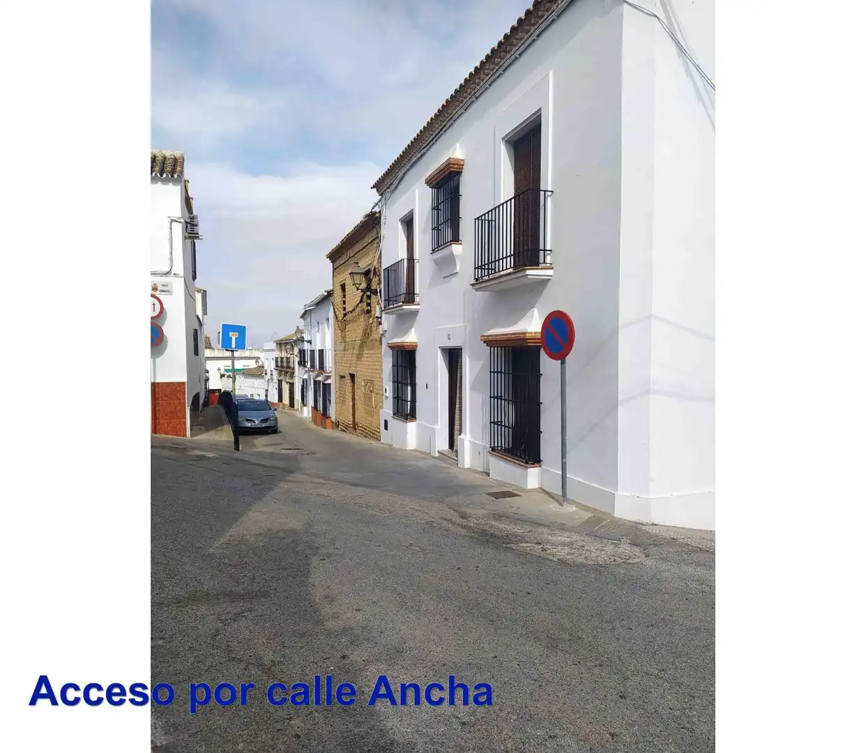Vista exterior de Casa o xalet en venda en Montellano amb Terrassa, Traster i Balcó