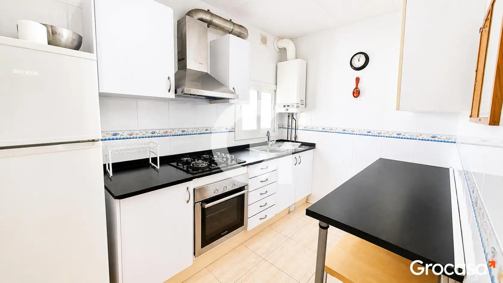 Cocina de Piso en venta en Cubelles con Horno y Balcón