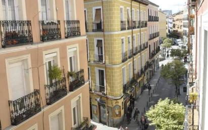 Exterior view of Flat for sale in  Madrid Capital  with Air Conditioner and Balcony