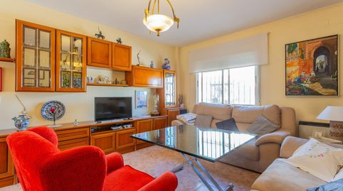 Foto 2 de Casa adosada en venta en Calle del Río Genil, Cúllar Vega, Granada
