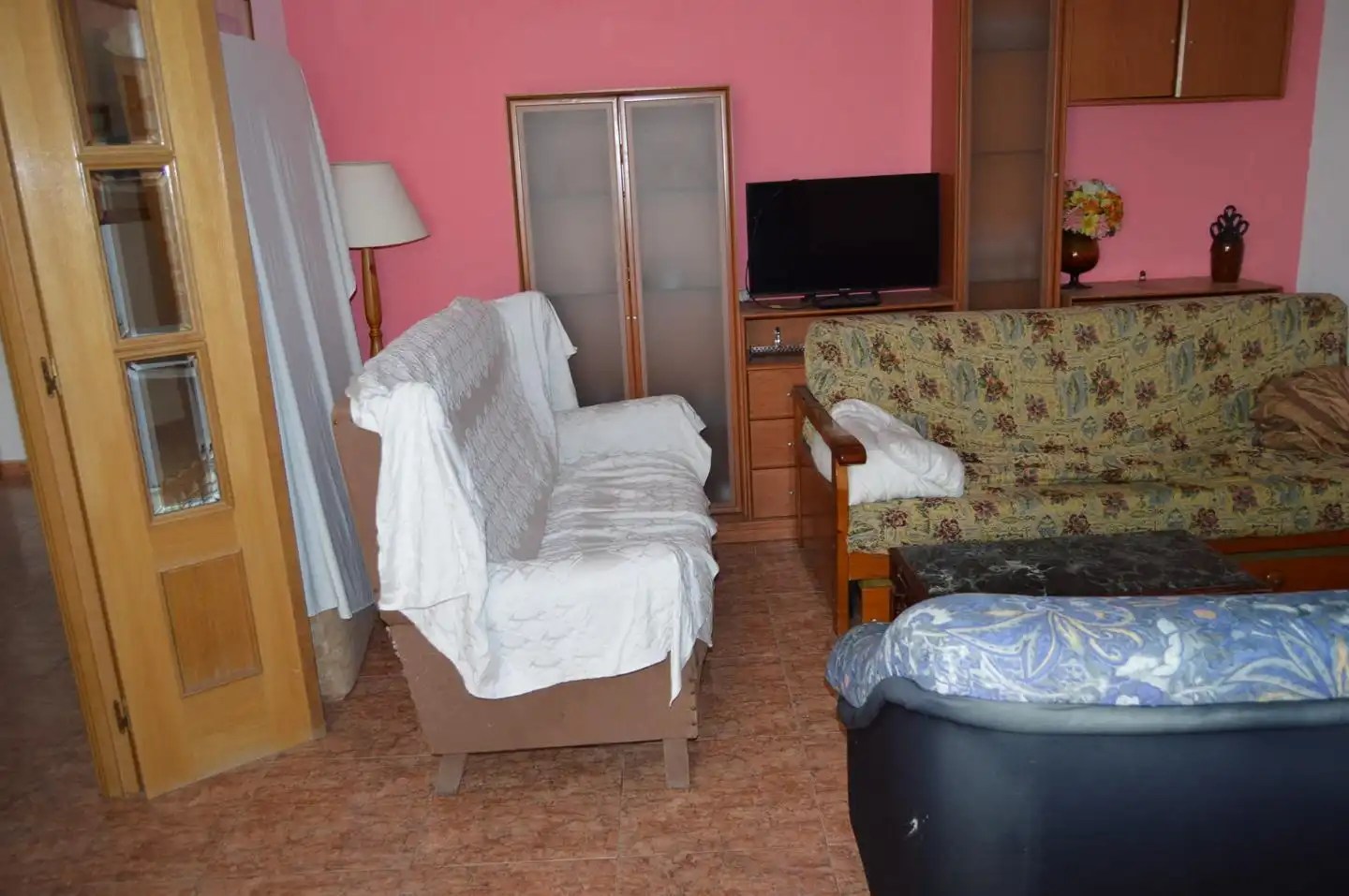Sala de estar de Casa o chalet en venta en Montalbo con Calefacción y Terraza