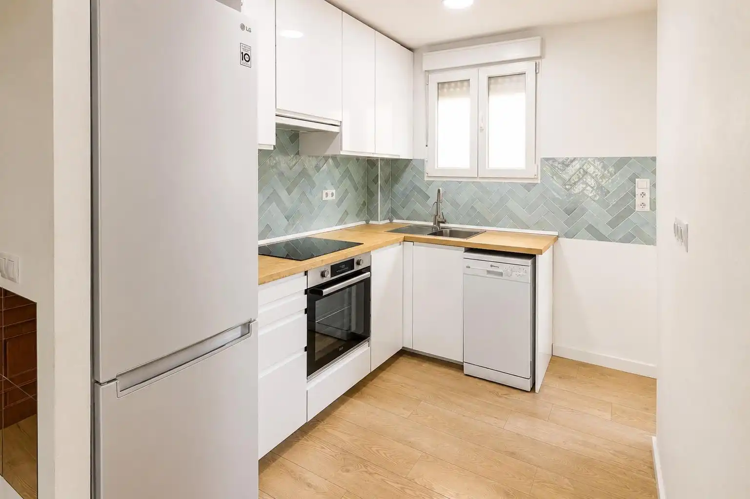 Kitchen of Flat for sale in Valencia  with Balcony