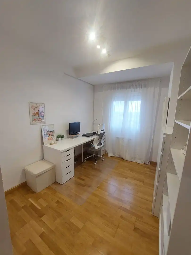 Piso con ascensor en venta en Reyes Católicos, imagen 8