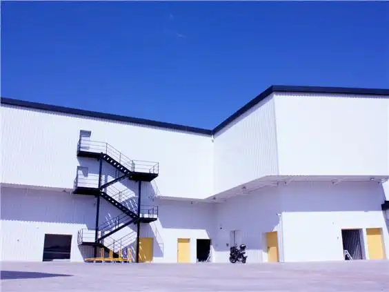 Exterior view of Storage room for rent in Zaragoza  with Alarm
