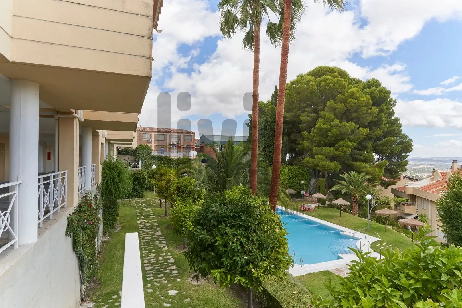 Garden of Houses for sale in Jaén  with Air Conditioner, Heating and Terrace