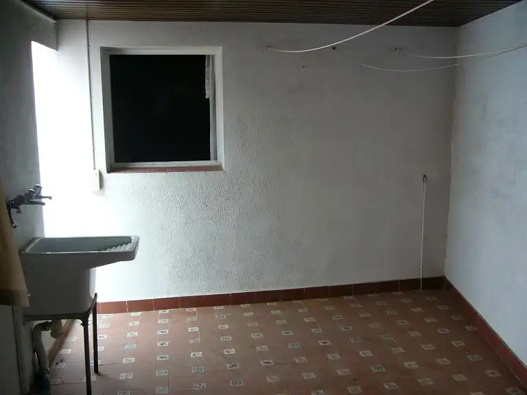 Buildings for sale in La Granada