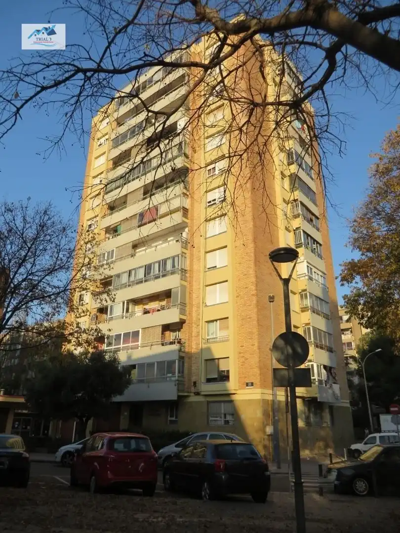 Appartamento con terrazza in vendita a Avenida GAVA