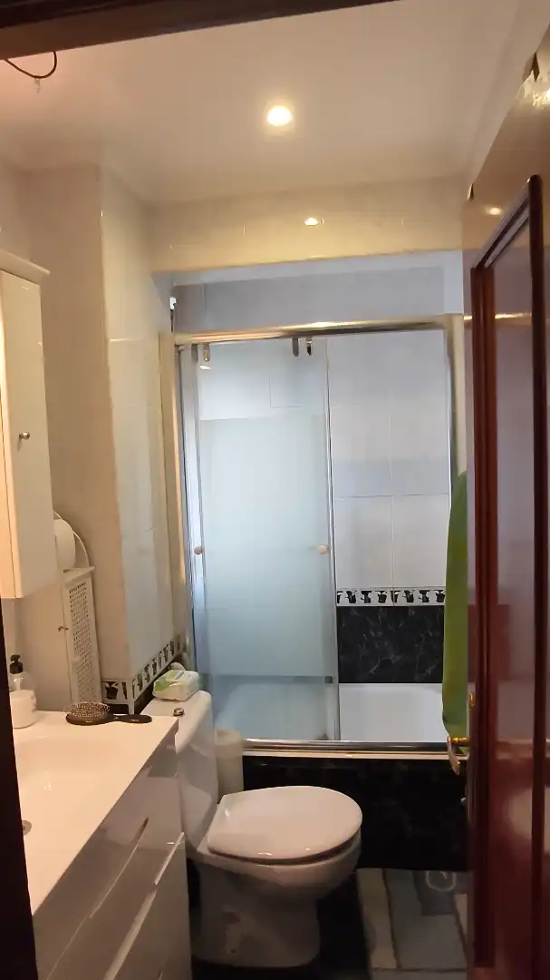 Bathroom of Flat for sale in Portugalete  with Heating, Storage room and Furnished
