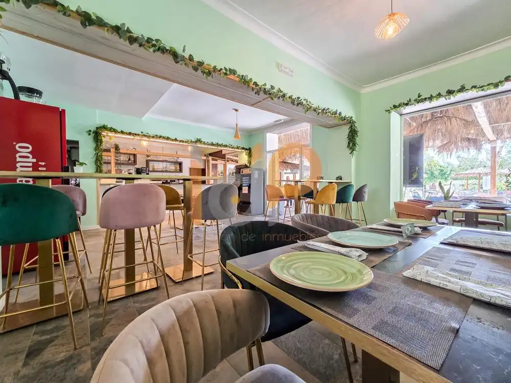 Comedor de Local de alquiler en Huércal-Overa con Aire acondicionado y Amueblado