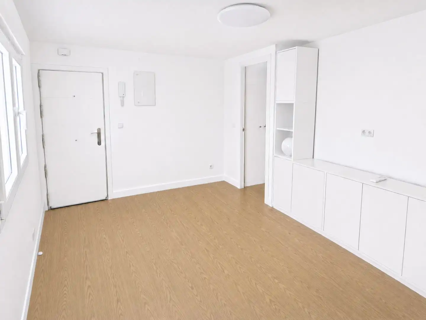 Schlafzimmer von Wohnung zur Miete in  Madrid Capital mit Klimaanlage und Terrasse
