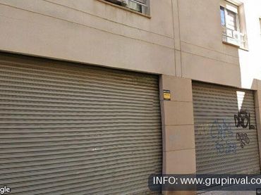 Local comercial en venda a C\Alt de Sant Pere 23