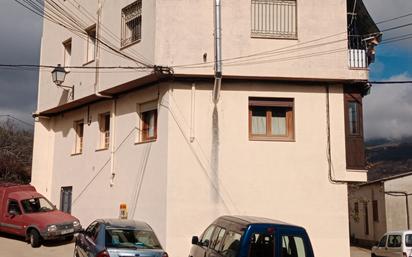 Exterior view of House or chalet for sale in Garganta la Olla  with Parquet flooring, Furnished and Washing machine