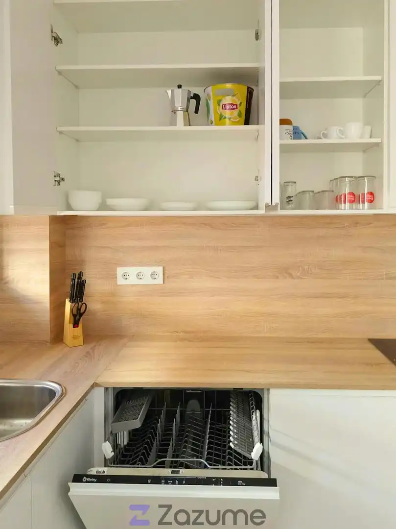 Appartement compact à louer à C. Heliche, imagen 8