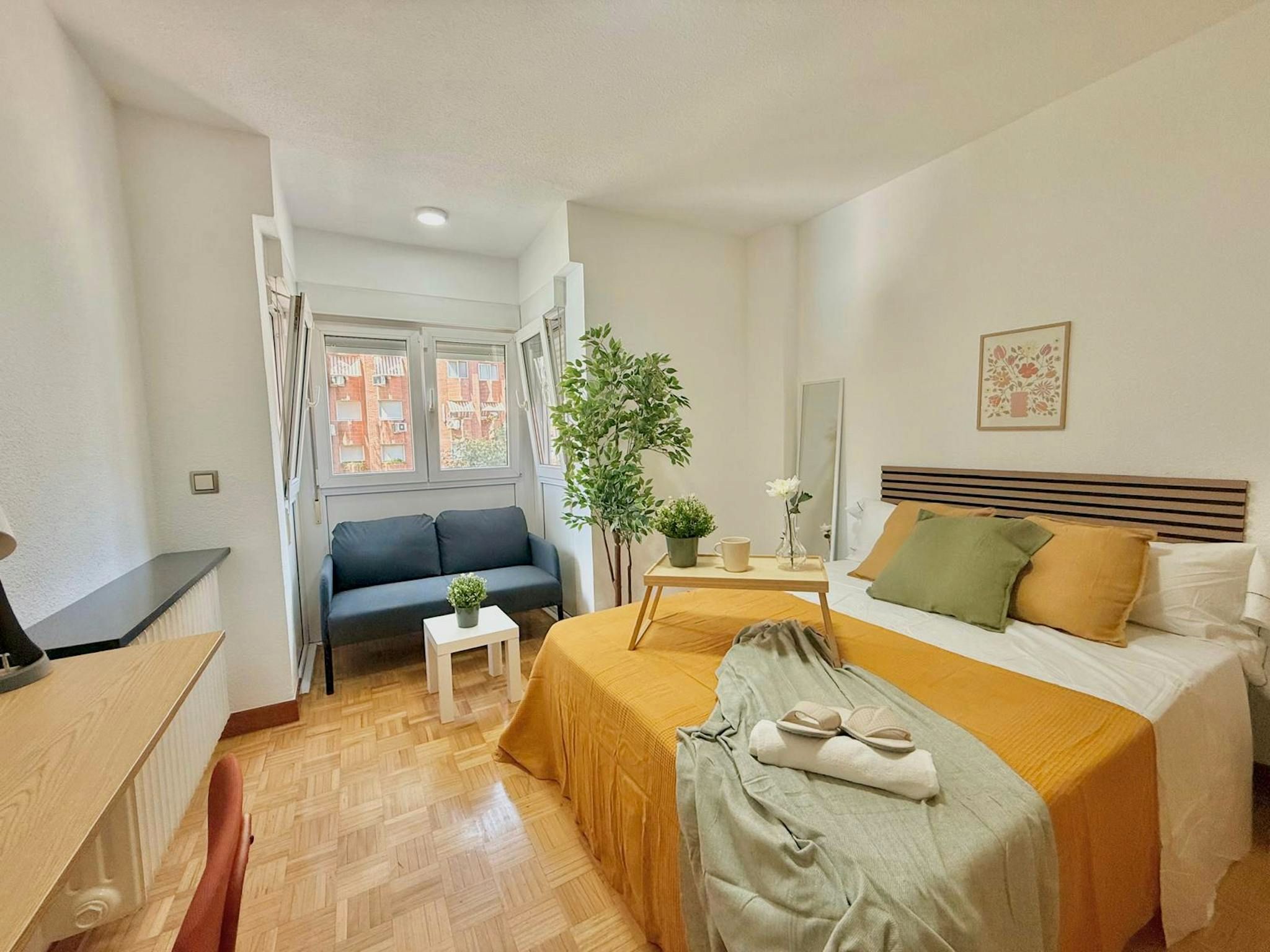 Bedroom of Flat to share in Fuenlabrada  with Air Conditioner, Heating and Private garden