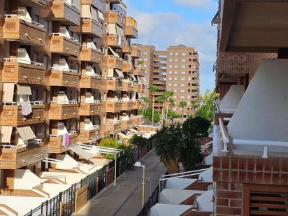 Vista exterior de Apartament en venda en Oropesa del Mar / Orpesa amb Aire condicionat i Terrassa