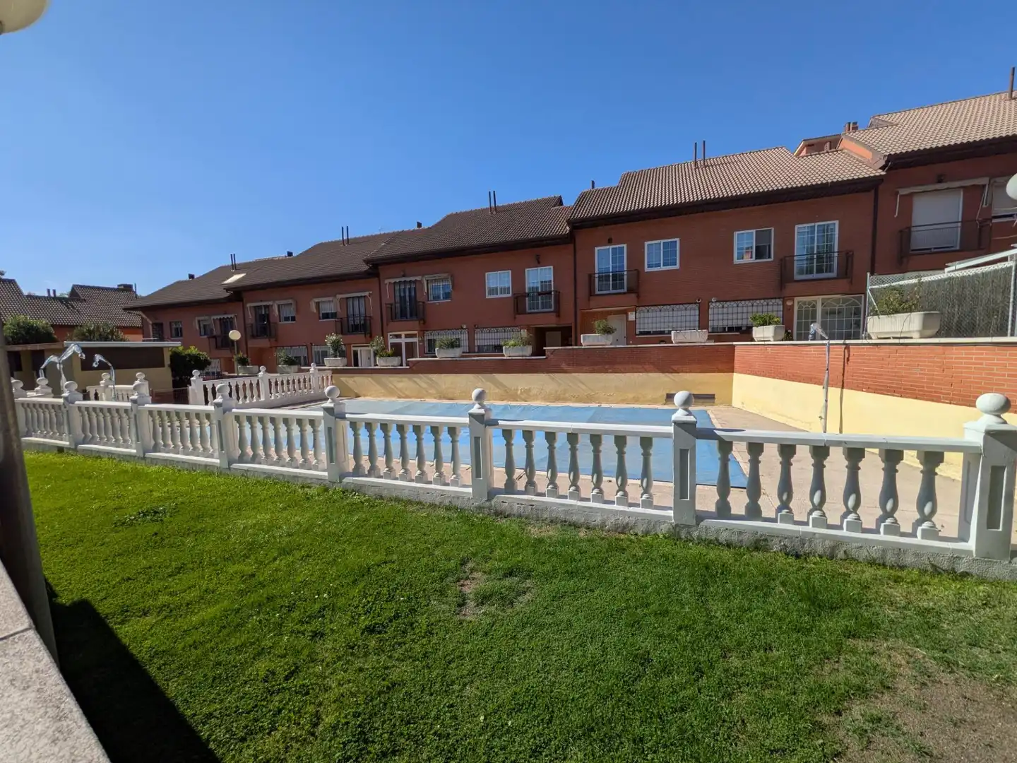 Piscina de Casa o chalet en venta en Ensanche