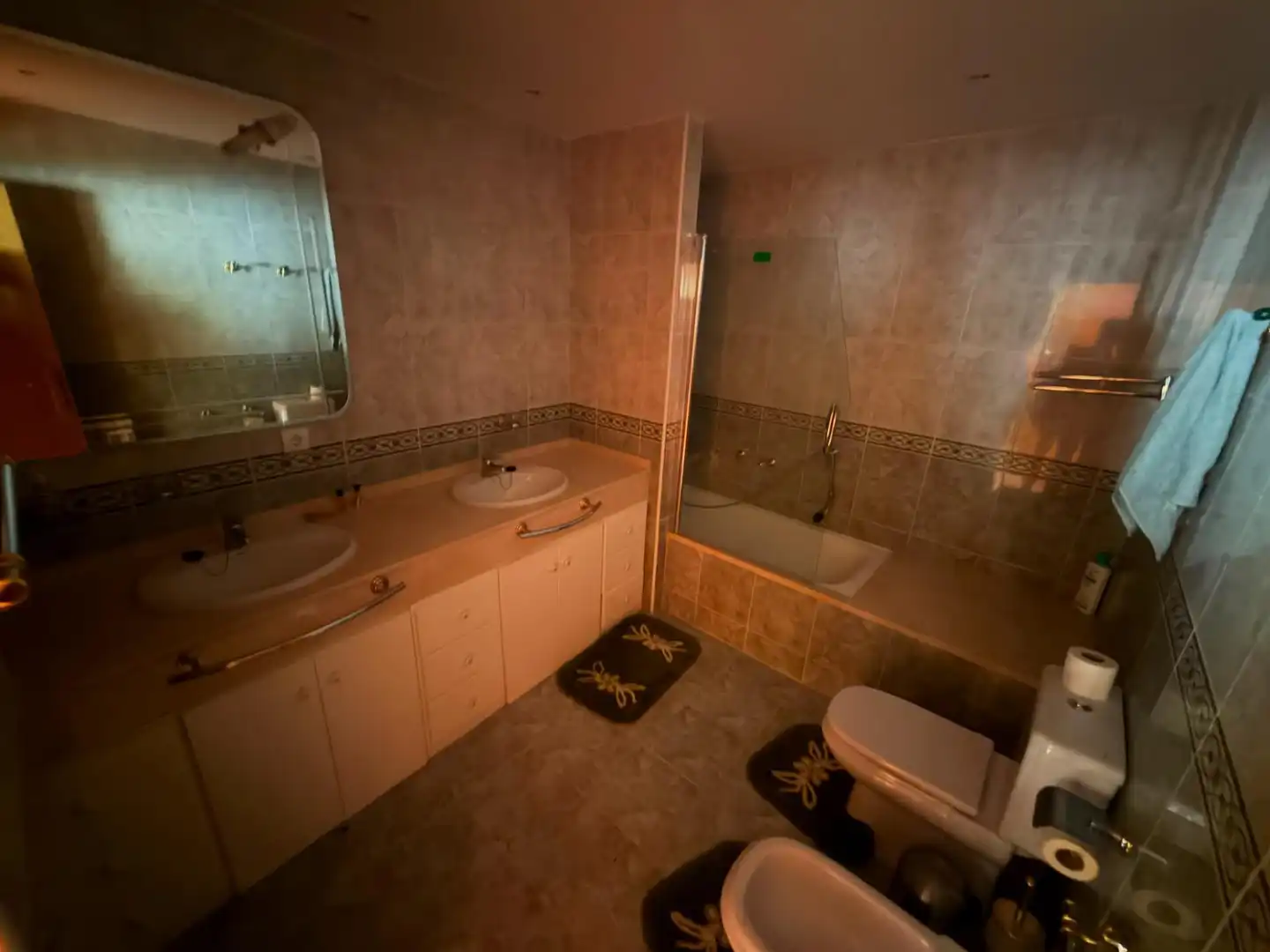 Bathroom of Flat for sale in Fuensaldaña  with Heating, Terrace and Furnished