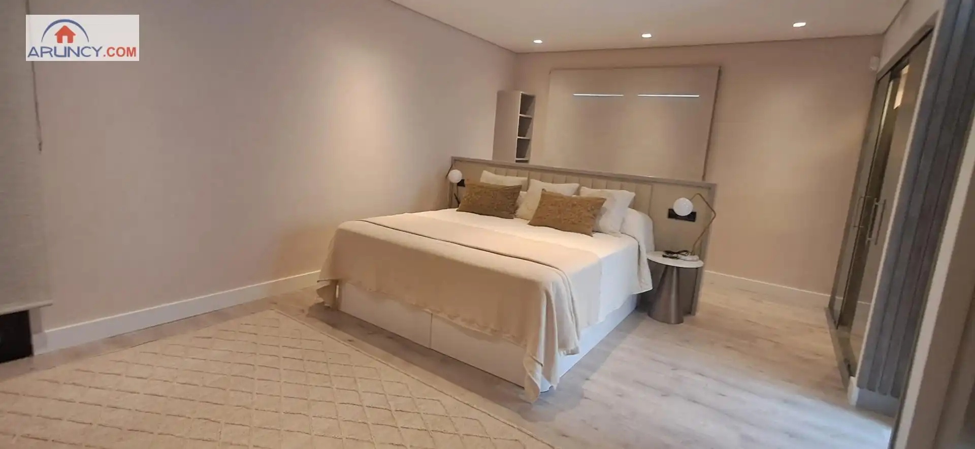Dormitori de Casa o xalet de lloguer en Montequinto amb Aire condicionat, Jardí privat i Traster