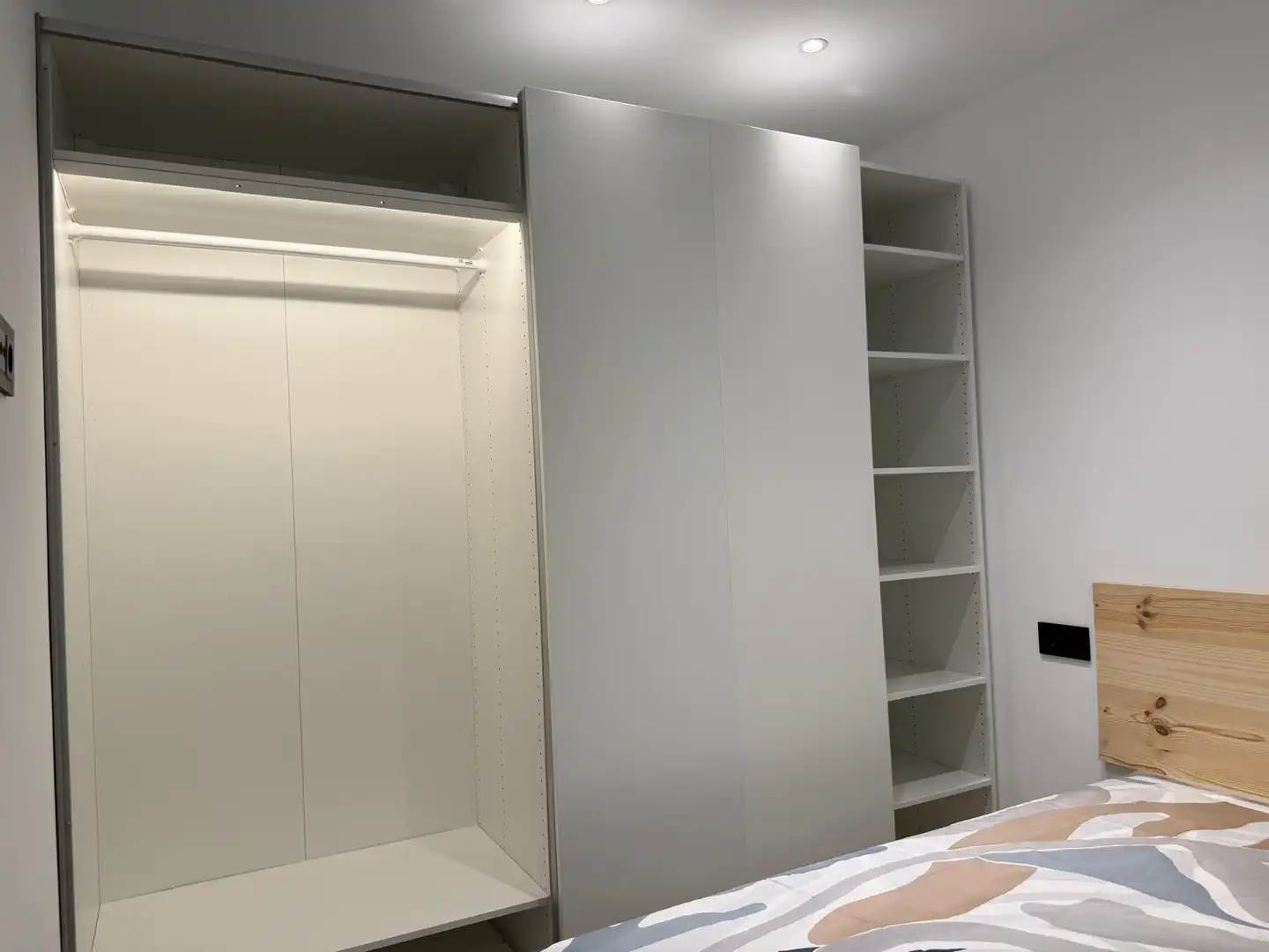 Habitación de Apartamento de alquiler en Madrid con Aire acondicionado, Calefacción y Trastero