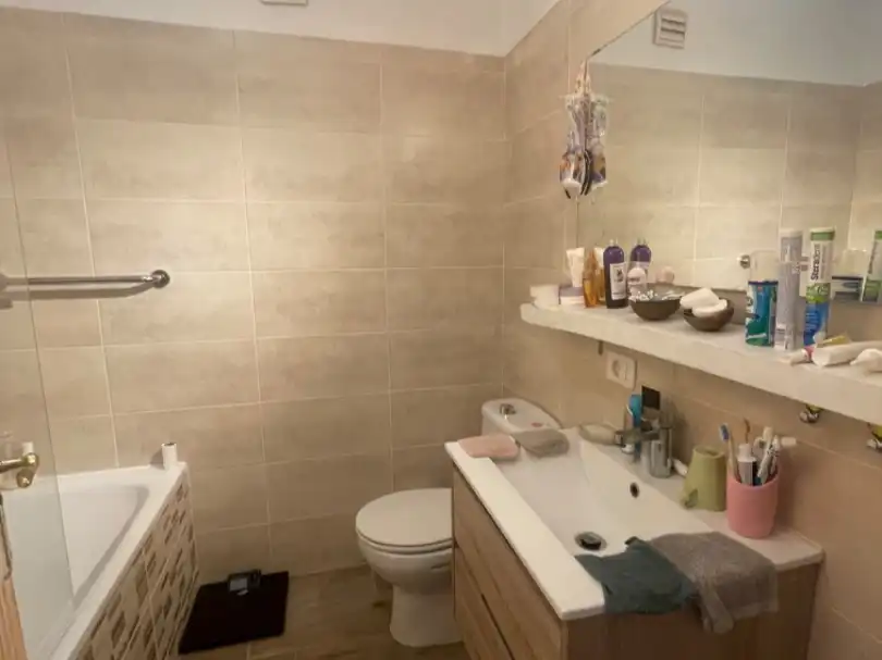 Baño de Piso en venta en Granadilla de Abona con Aire acondicionado, Terraza y Balcón