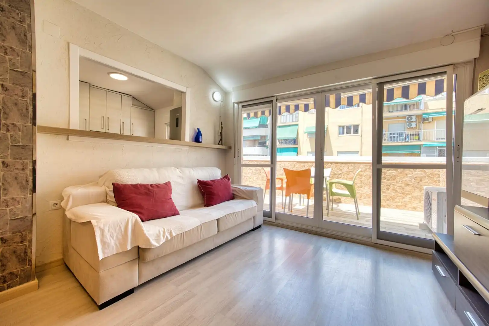 Terrasse von Wohnungen zur Miete in El Campello mit Klimaanlage, Terrasse und Möbliert