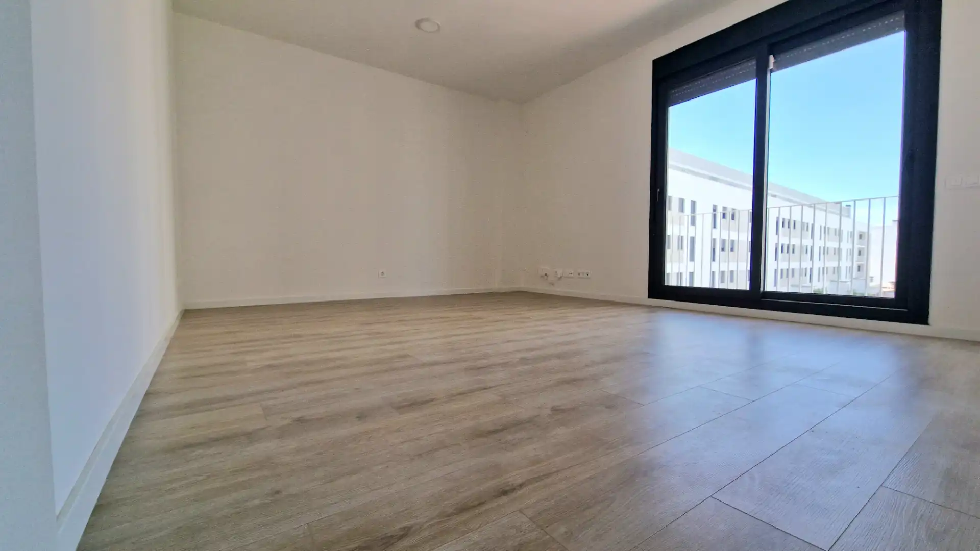 Appartamento con piscina in affitto a Calle Maimónides, imagen 4
