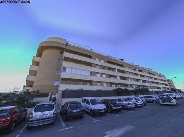 Bajo con piscina en venta en Calle Badajoz 10