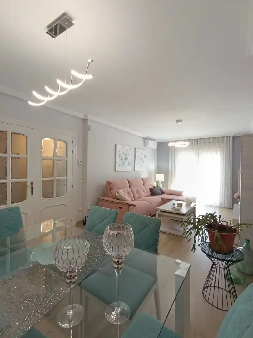 Sala de estar de Casa o chalet en venta en Ciudad Real con Aire acondicionado, Calefacción y Parquet