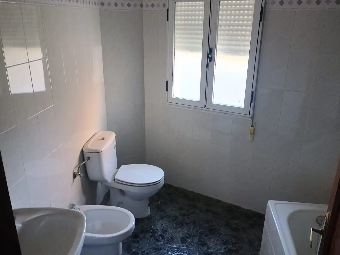 Badezimmer von Wohnung zum Verkauf in Peguerinos