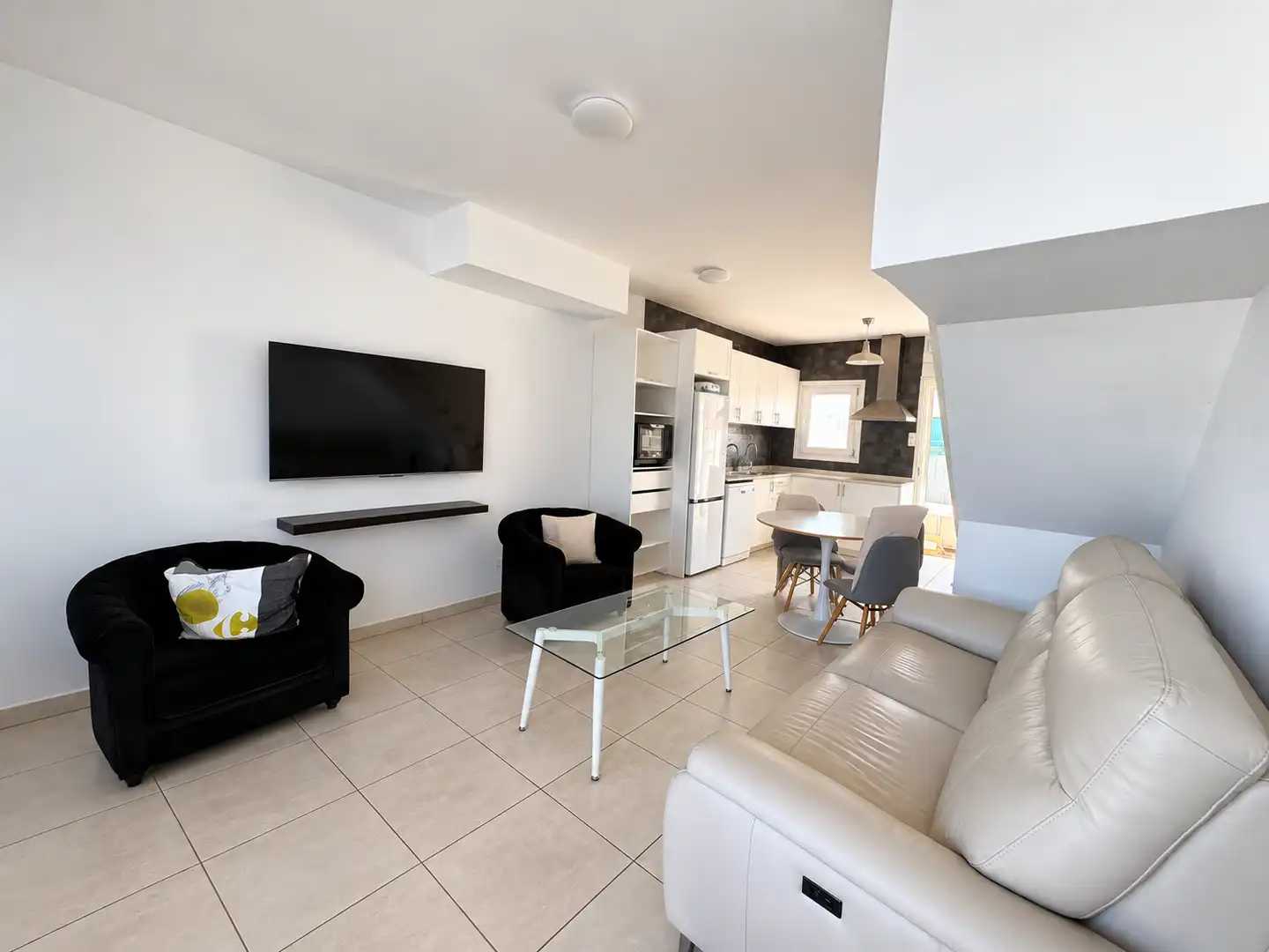 Maison mitoyenne avec piscine à vendre à ORLINA, imagen 2