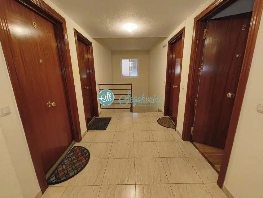 Piso en venta en Segovia con Calefacción y Terraza