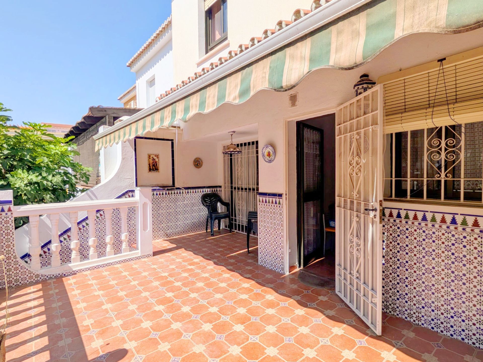 Terrassa de Casa adosada en venda en Rincón de la Victoria amb Terrassa i Traster