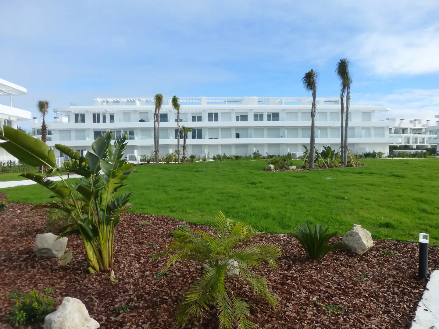Vista exterior de Planta baja en venta en Chipiona con Aire acondicionado, Calefacción y Jardín privado