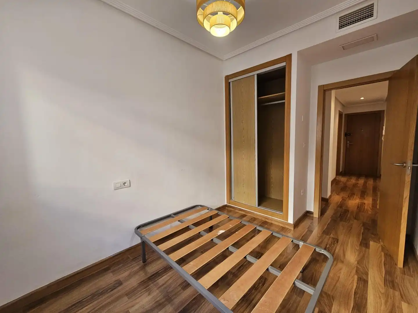 Habitación de Piso de alquiler en Elche / Elx con Amueblado