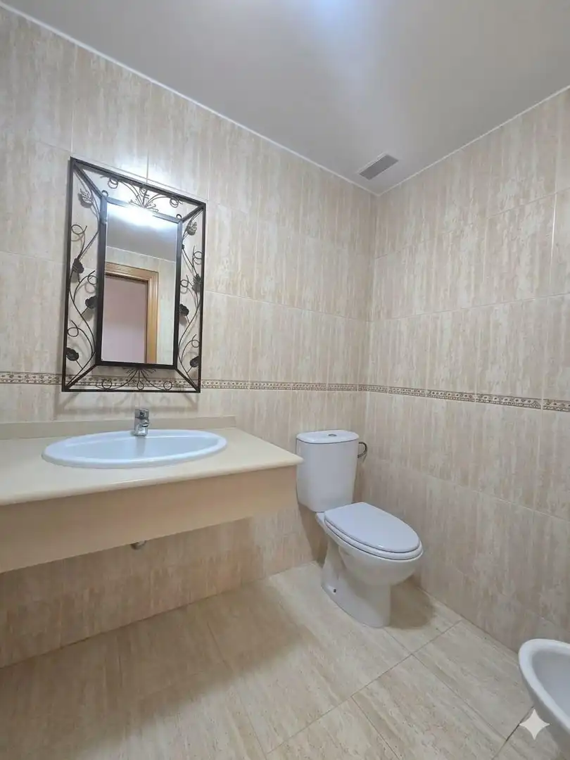 Bathroom of Ground floor for sale in Murcia  with Air Conditioner and Storage room