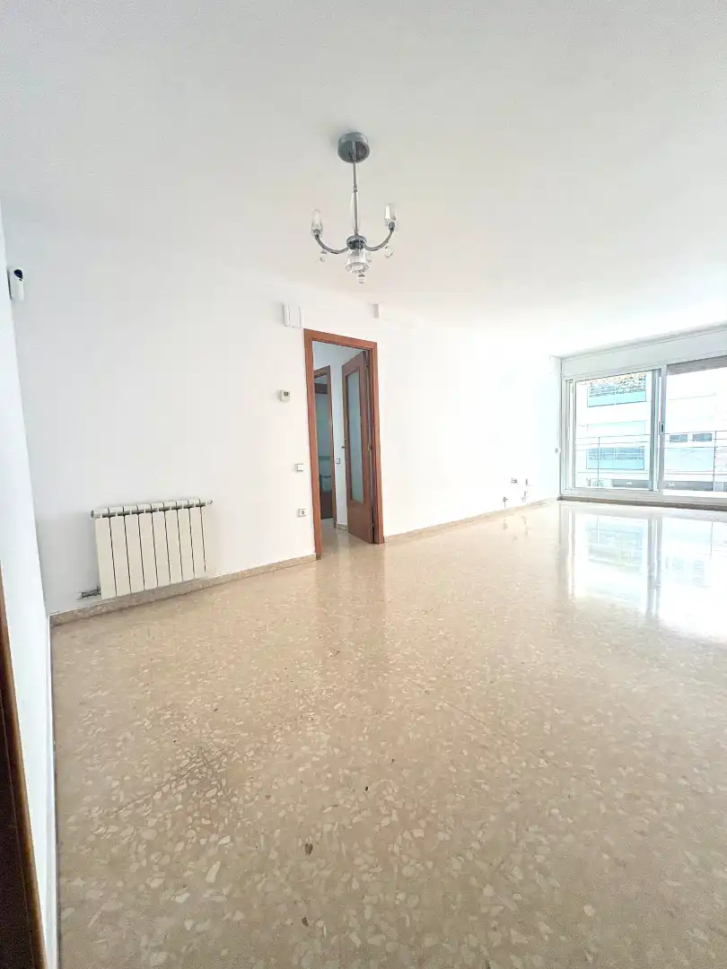 Flat for sale in Terrassa  with Heating, Terrace and Oven