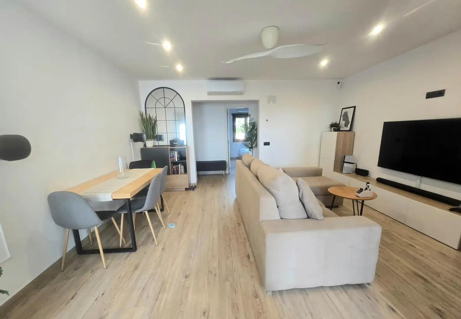 Piso con terraza en venta en Llevant, imagen 27