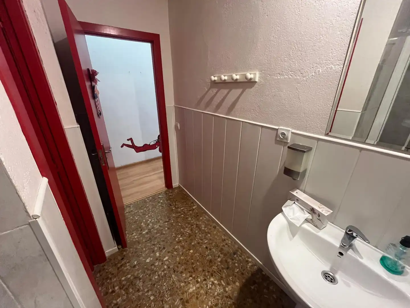 Bany de Local de lloguer en Zaragoza amb Aire condicionat i Calefacció