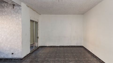 Foto 3 de Piso en venta en C/ Madre Molas, Ponent, Reus