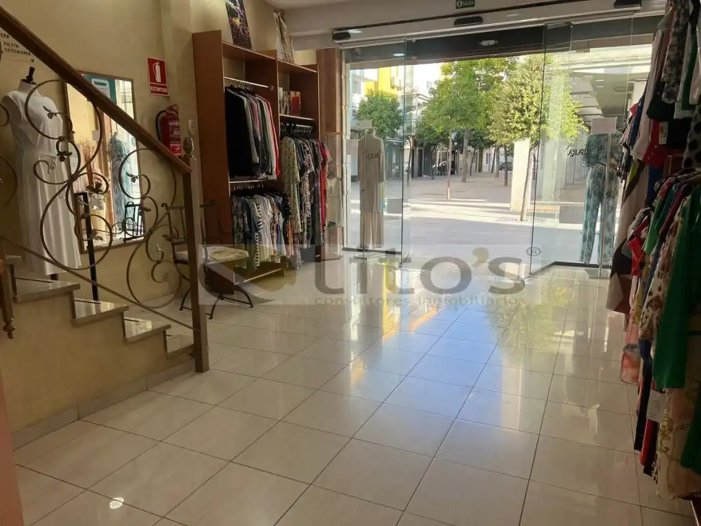 Local en venta en Dos Hermanas con Aire acondicionado
