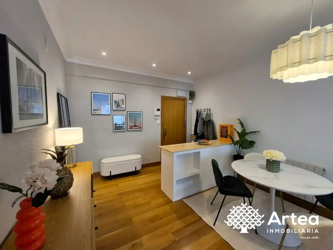 Sala de estar de Piso de alquiler en Bilbao  con Calefacción, Horno y Lavadora