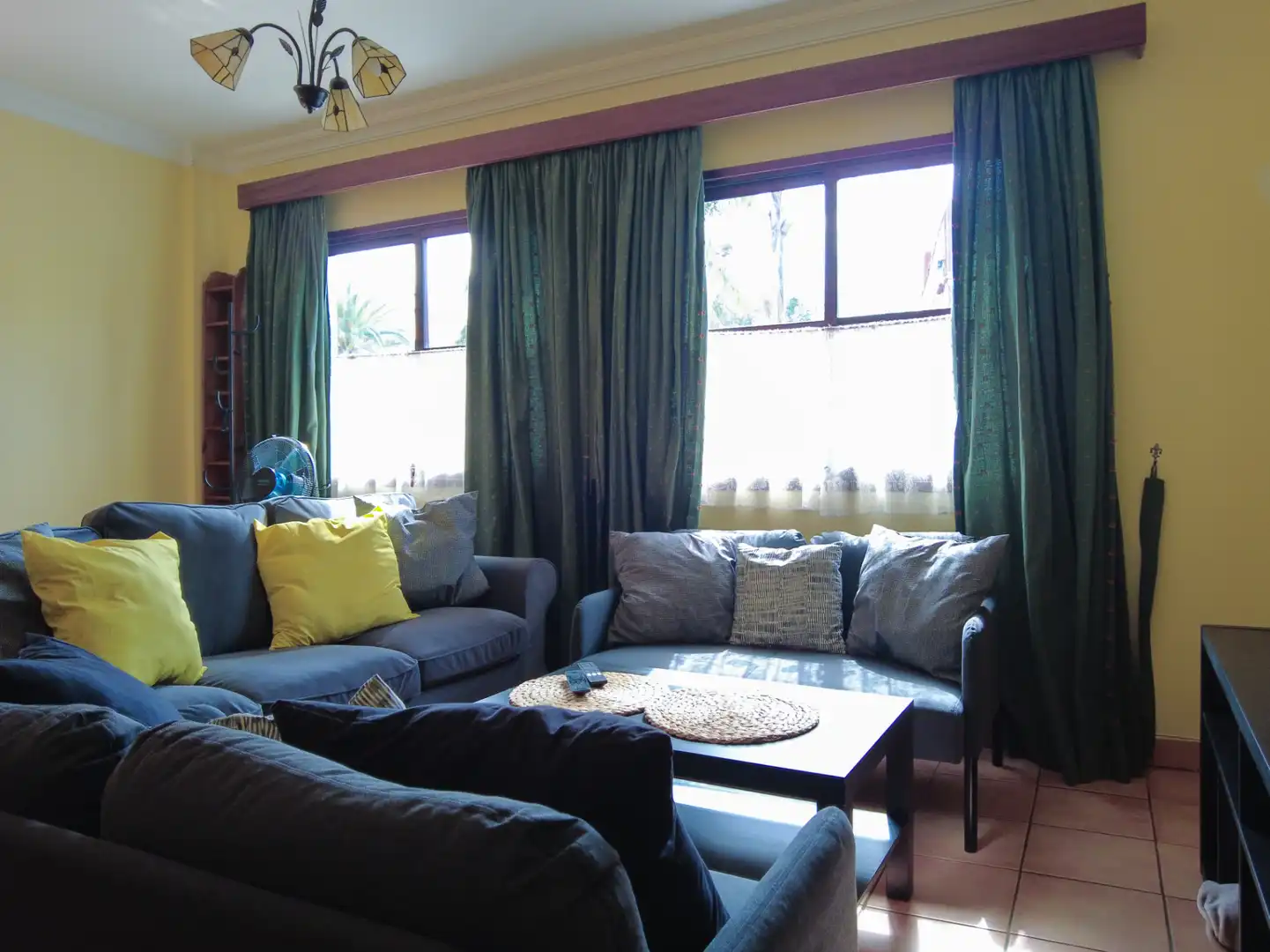 Sala de estar de Casa adosada de alquiler en La Orotava con Calefacción, Parquet y Amueblado