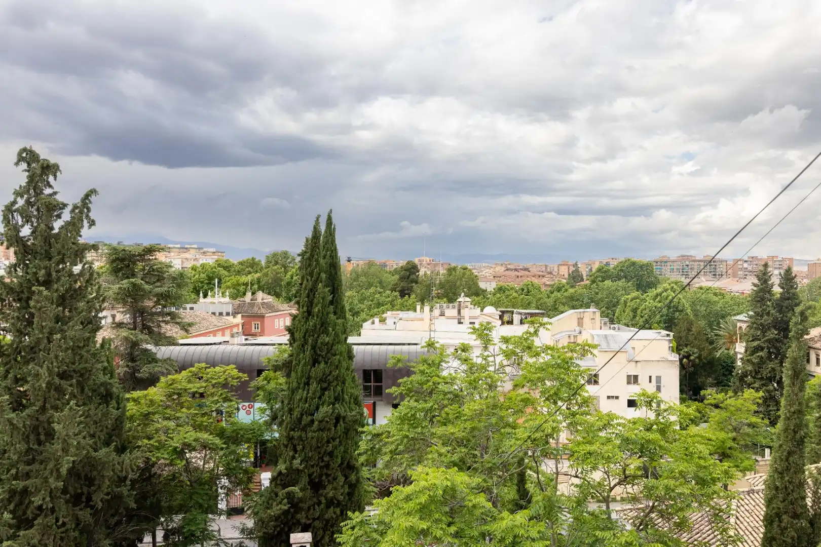 Vista exterior de Piso de alquiler en Granada con Aire acondicionado, Calefacción y Terraza