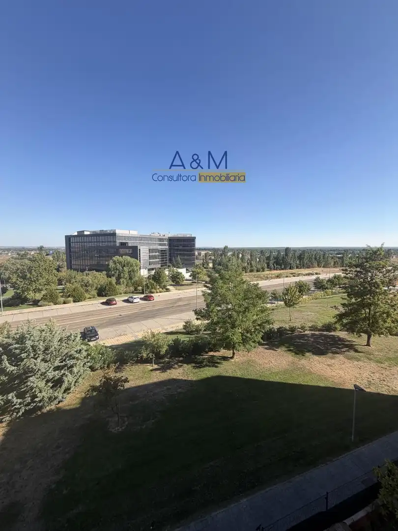 Piso con piscina en venta en RAMON Y CAJAL, imagen 7