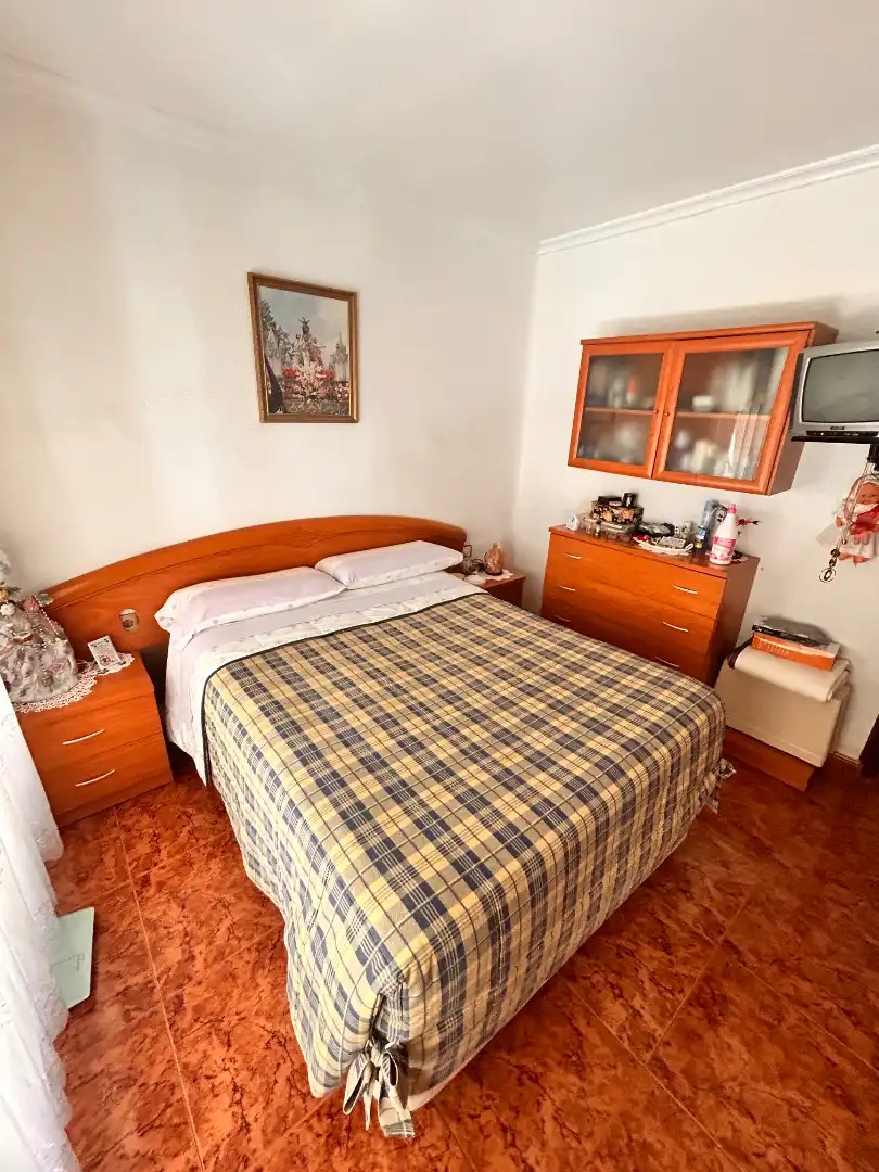Habitación de Piso en venta en Alicante / Alacant con Aire acondicionado, Amueblado y Balcón