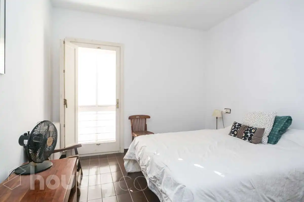 Dormitori de Casa o xalet en venda en Tarragona amb Calefacció, Jardí privat i Parquet